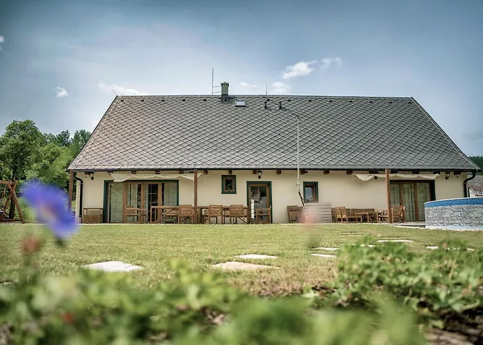 U Domkare Вилла